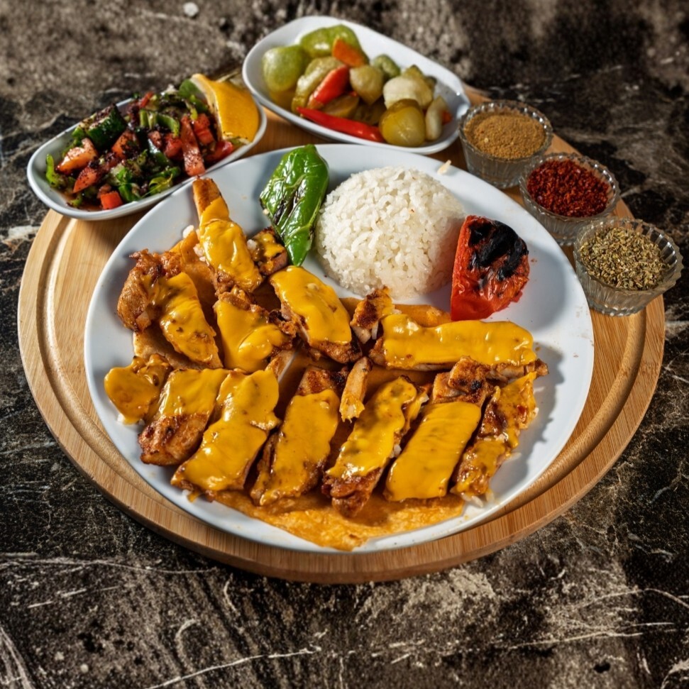 Cheddarlı Tavuk Servis