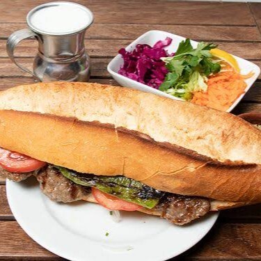 Tam Ekmek Köfte (170 gr)