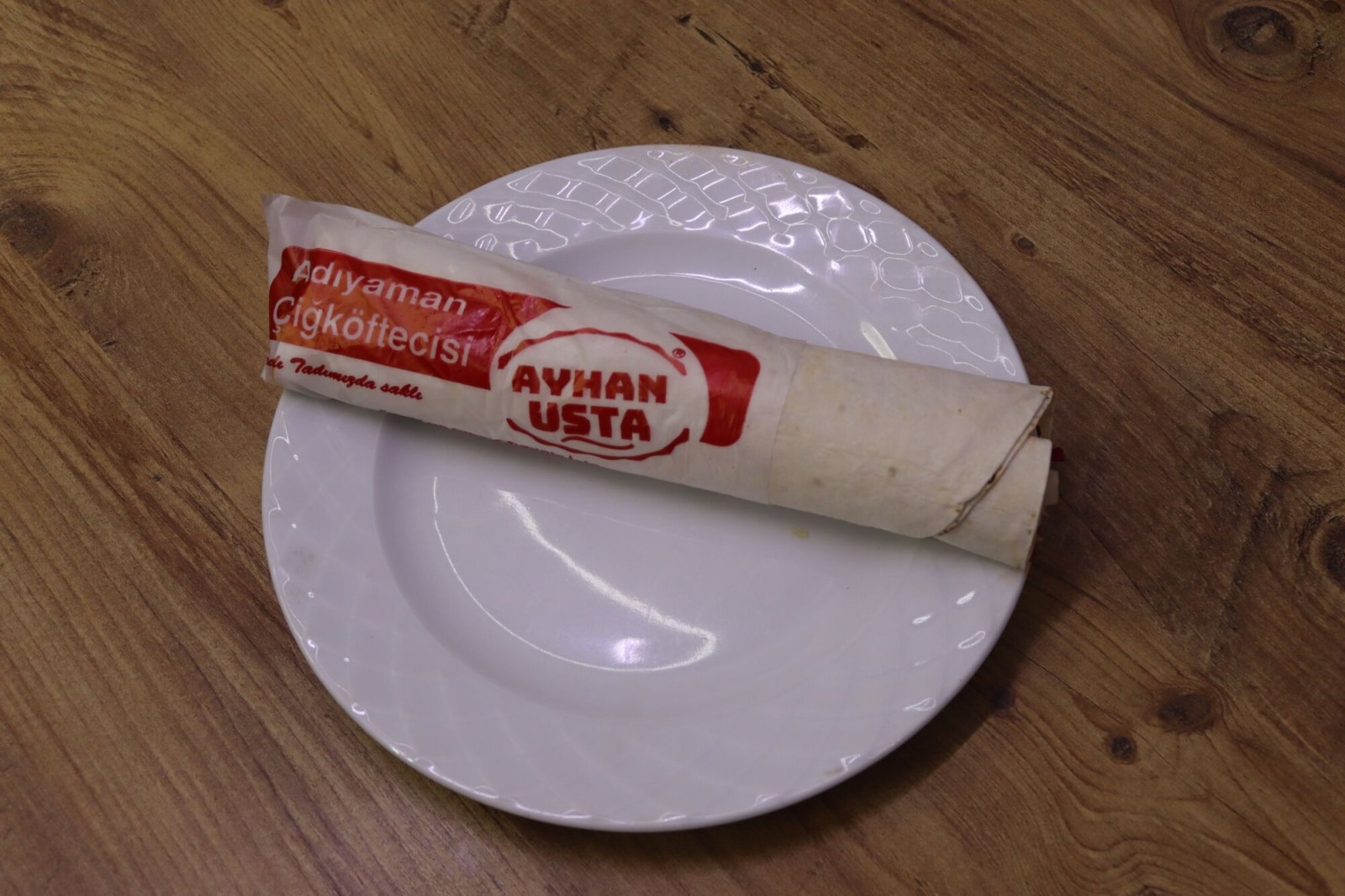Ultra Mega Çiğ Köfte Dürüm (200gr)+Coca Cola
