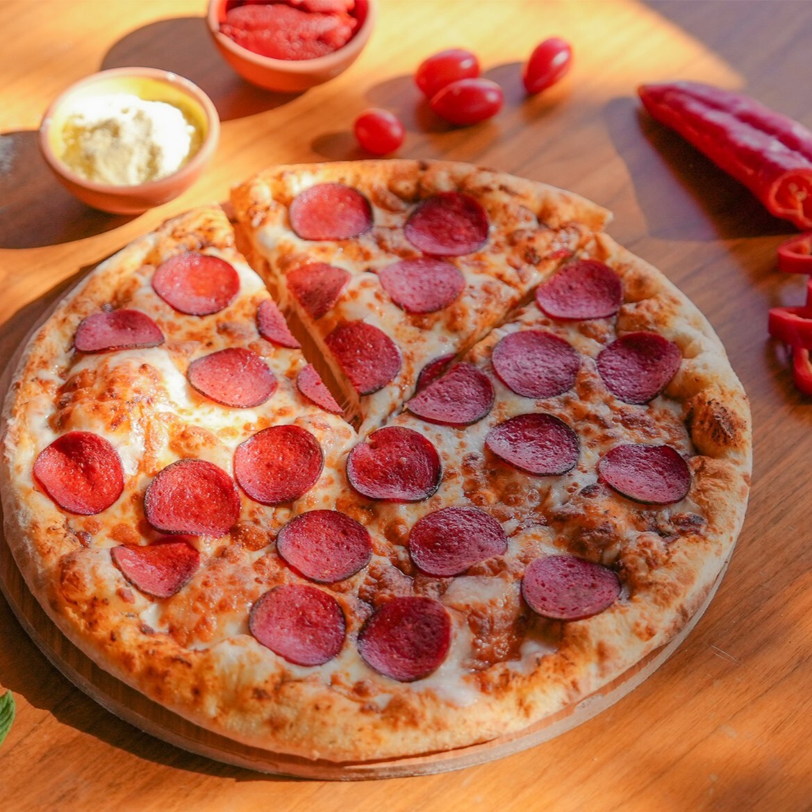 Sucuklu Pizza (Orta Boy)