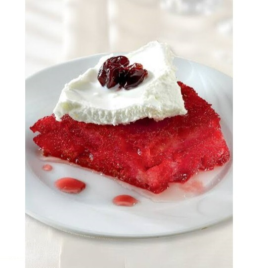 Vişneli Kaymaklı Ekmek Kadayıfı