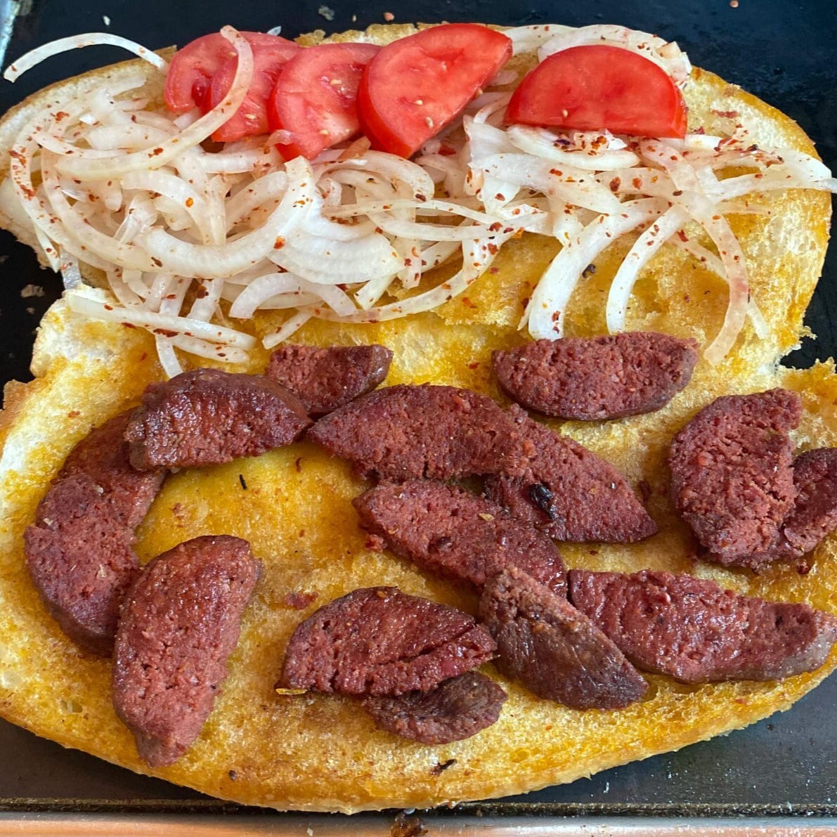 Sucuk Ekmek