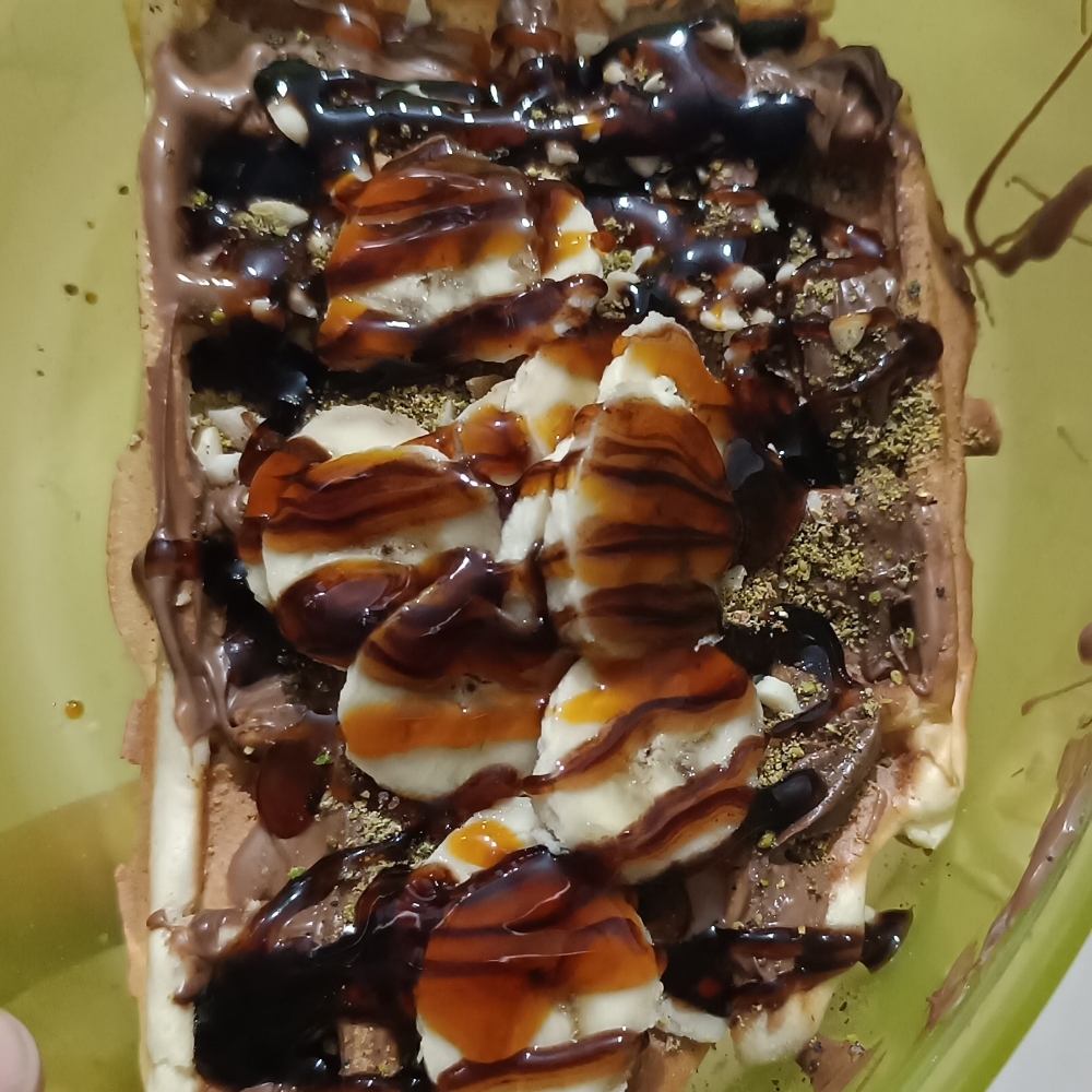 Karamel Çikolatalı Waffle