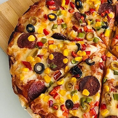 Orta Boy Karışık Pizza
