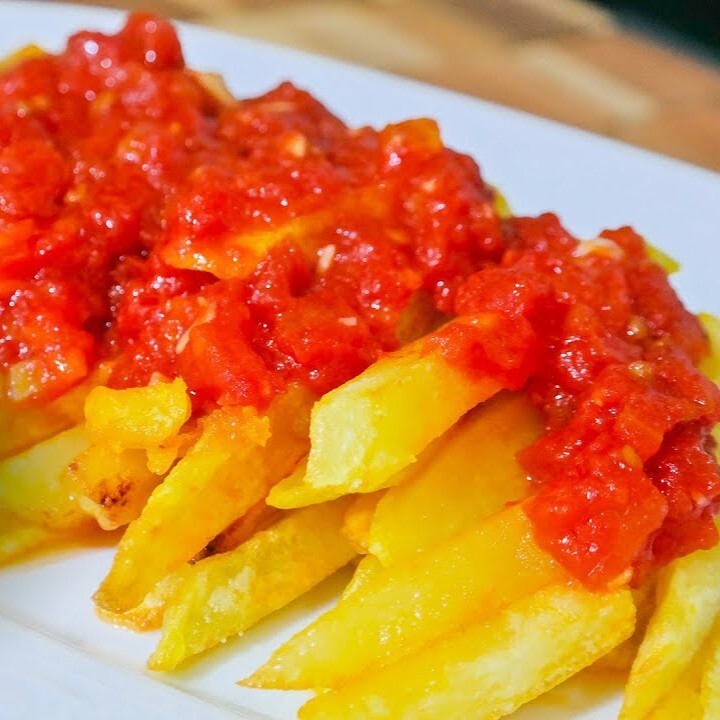 Domates Soslu Patates Kızartması
