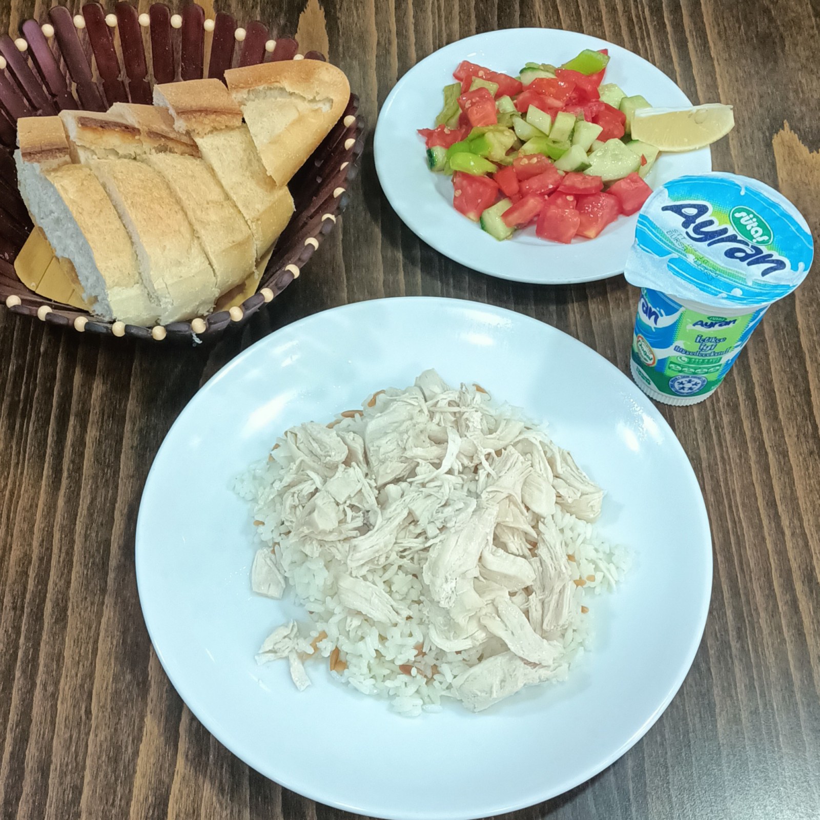Pilav Üstü Tavuk Ve Ayran