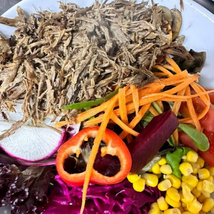 Asado Etli Salata