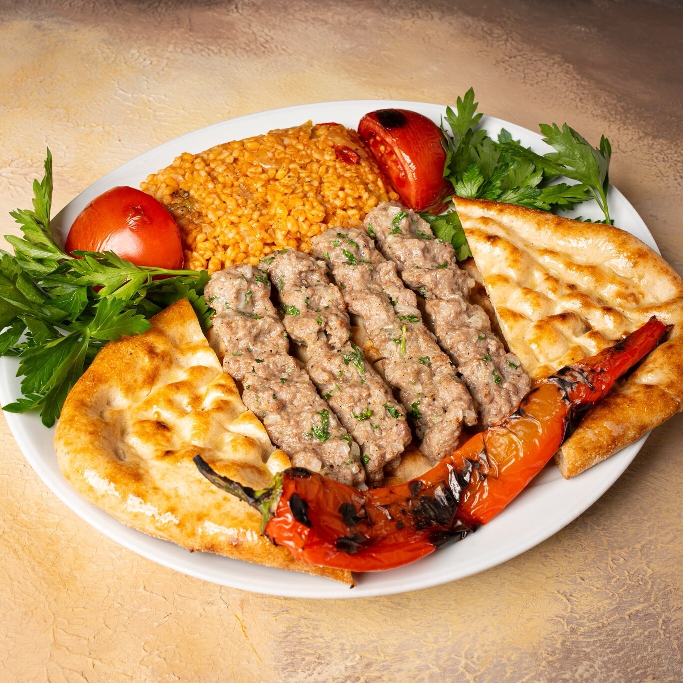 Usta'nın Köftesi