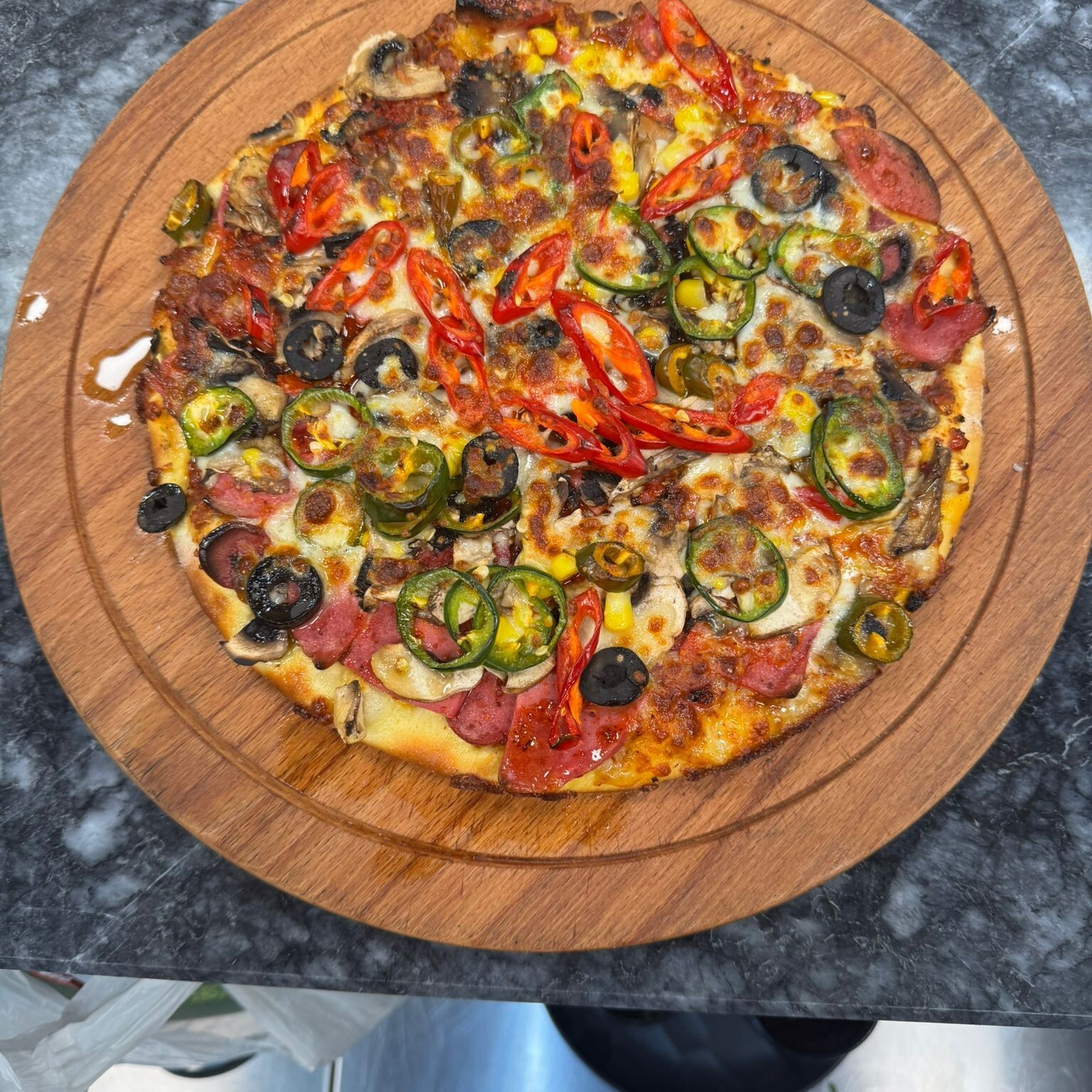 2 Orta Boy Pizza Menü