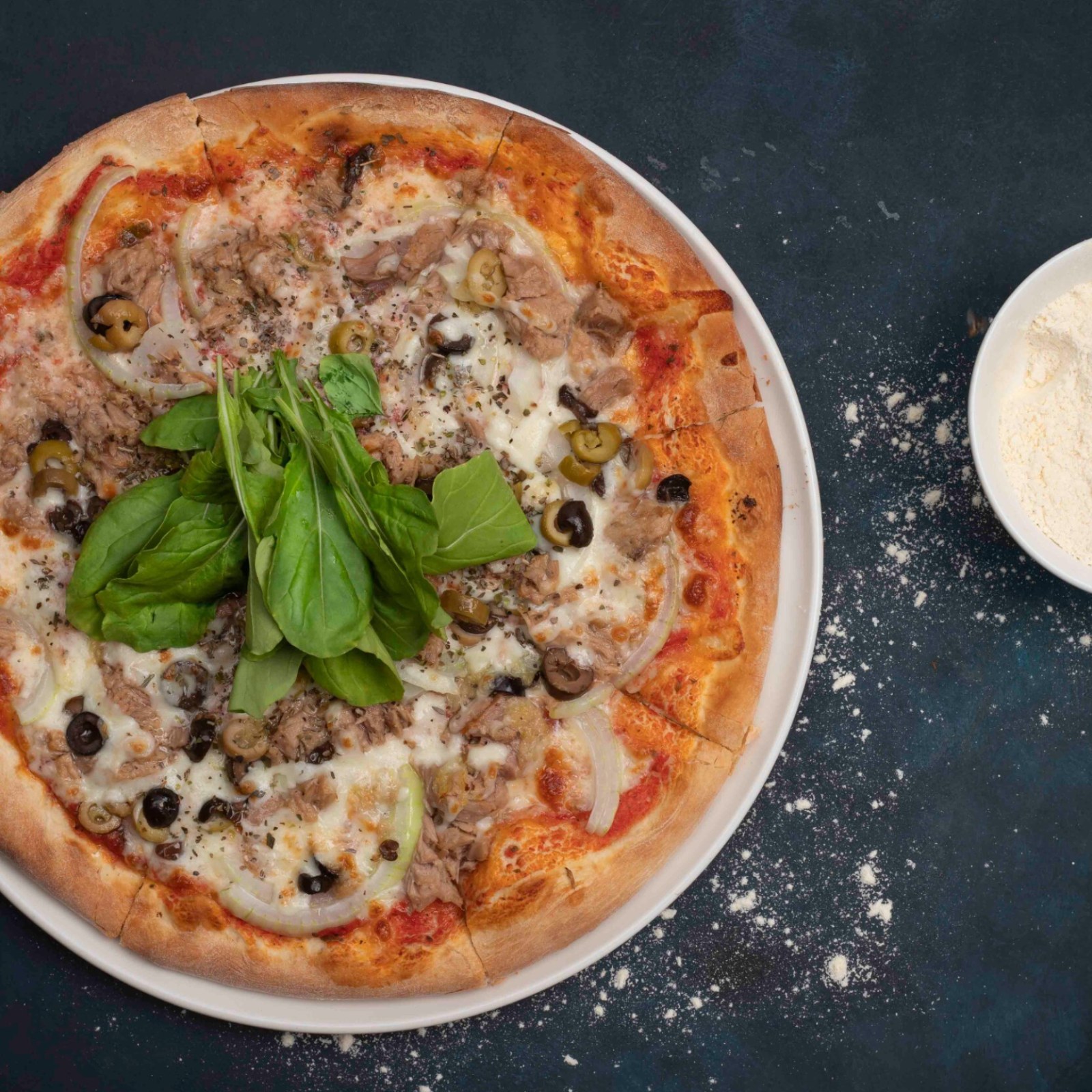 Pizza Tonno