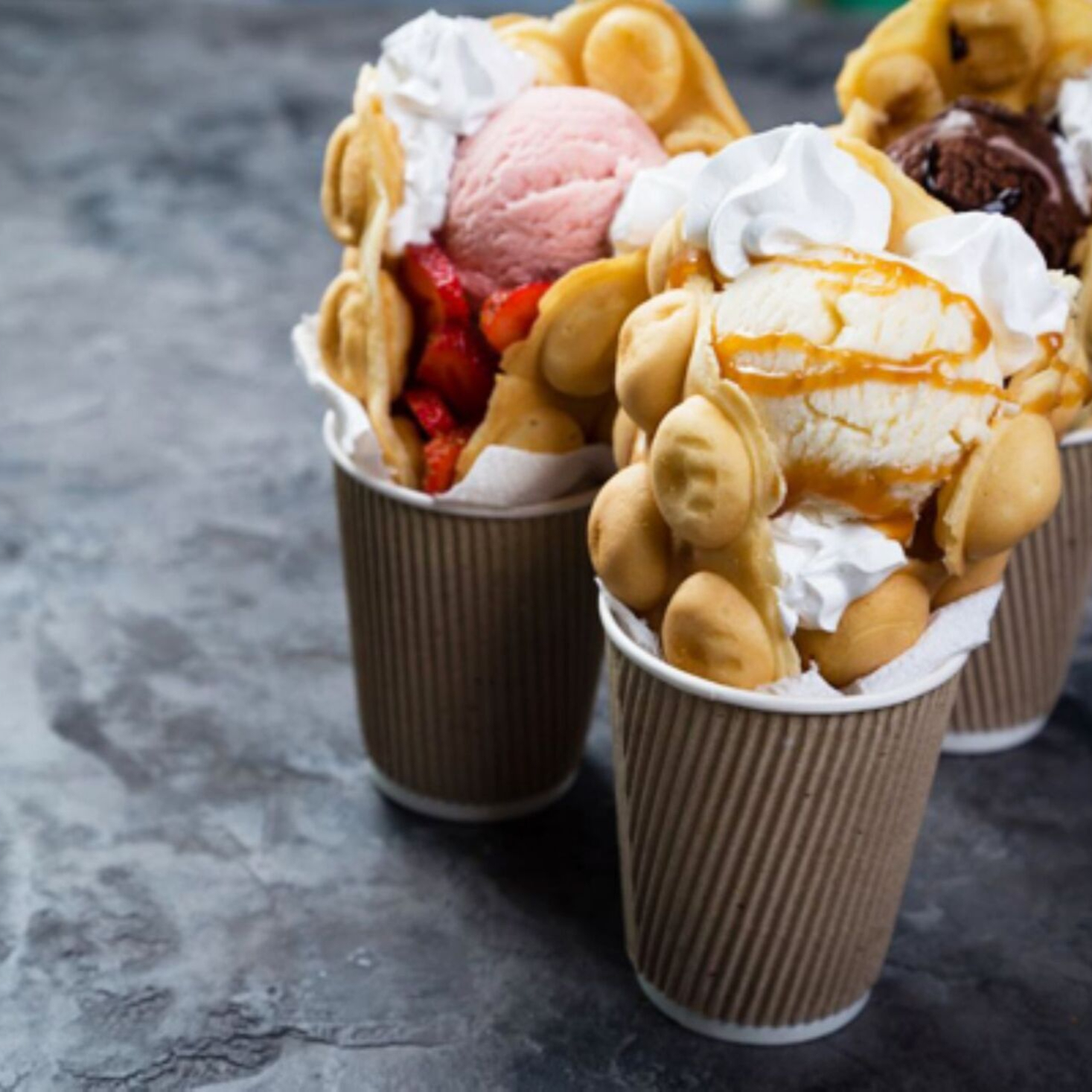 2 adet bardak waffle