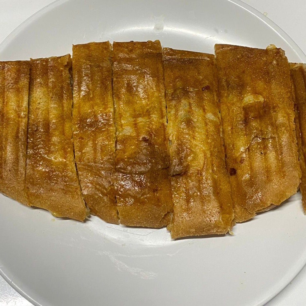 Salam Kaşar Tost
