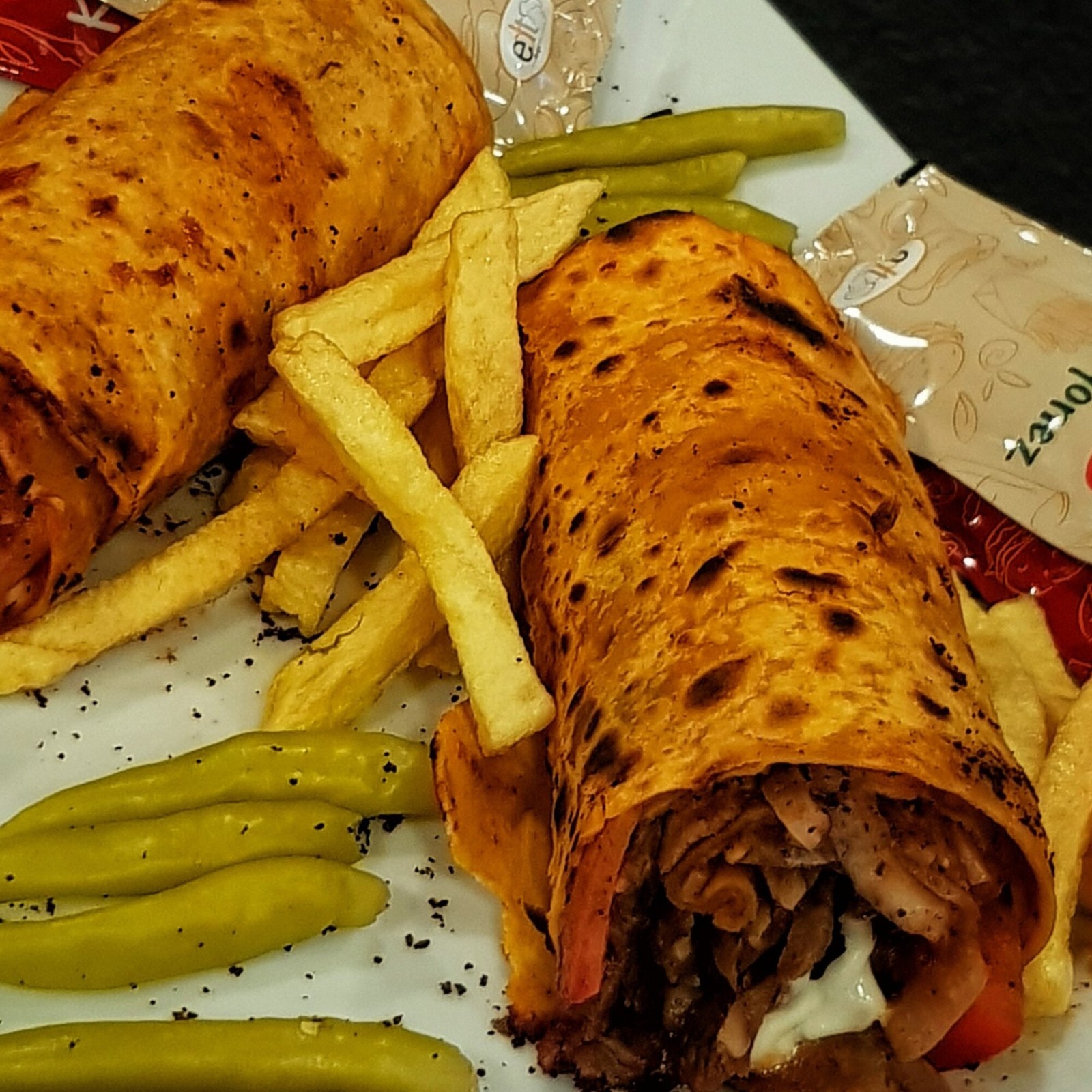 Hatay Usulü Tavuk Döner150gr +Coca Cola Menü