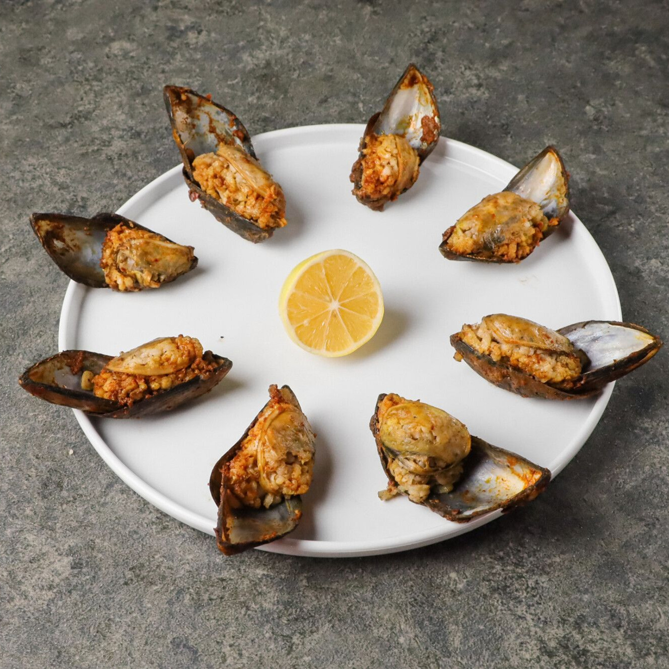 Özel Köri Soslu Midye Dolma(50 Adet)
