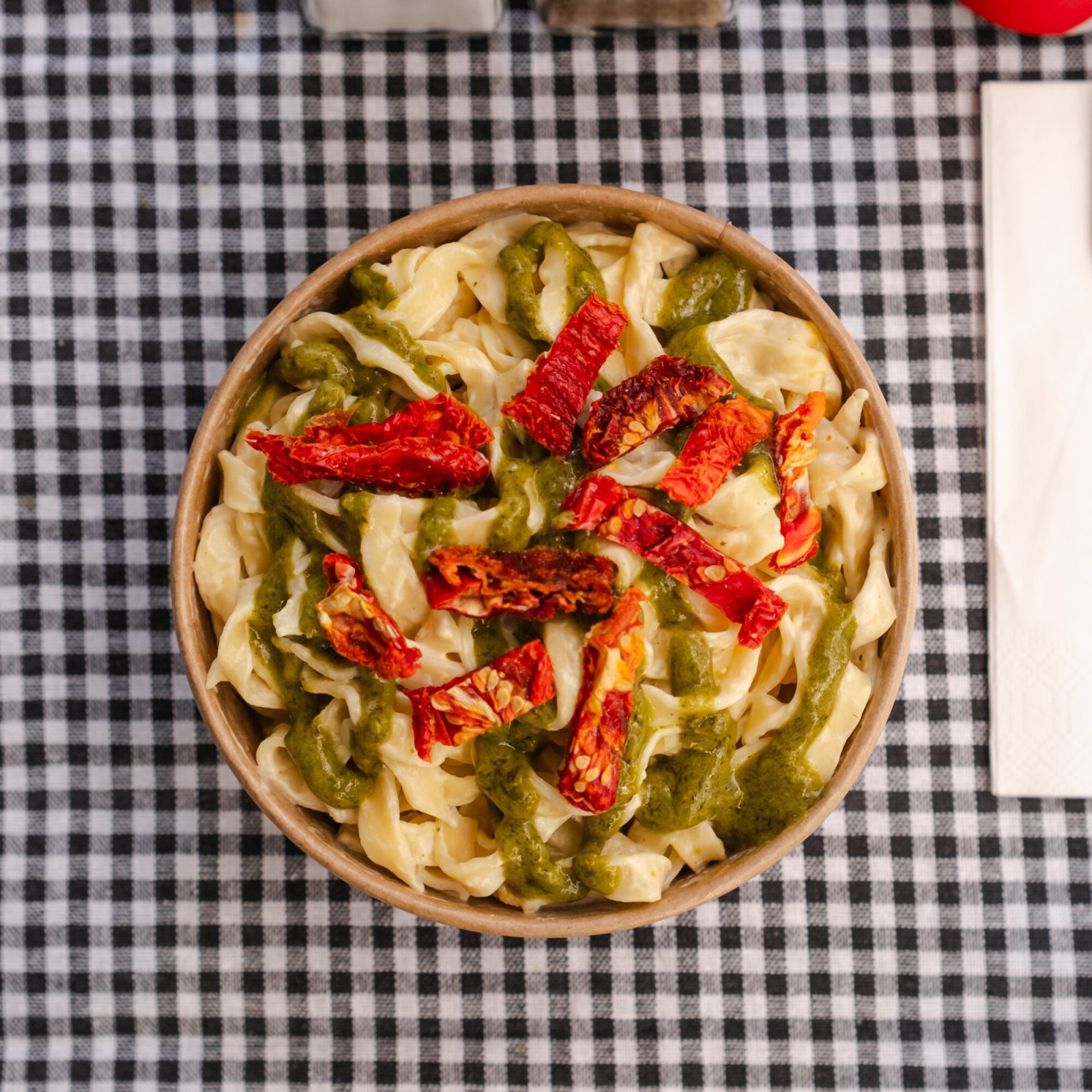 Pesto&Kuru Domotesli Fettucıne