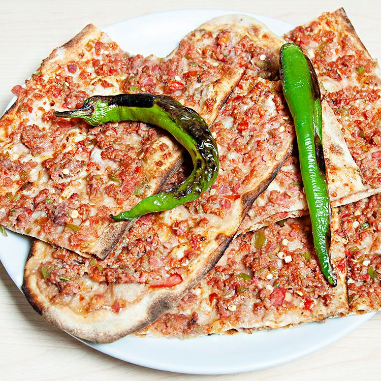 Konya Etli Ekmek