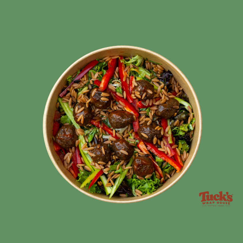 Köfteli Arpa Şehriye Salata