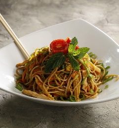 Tavuklu Noodle