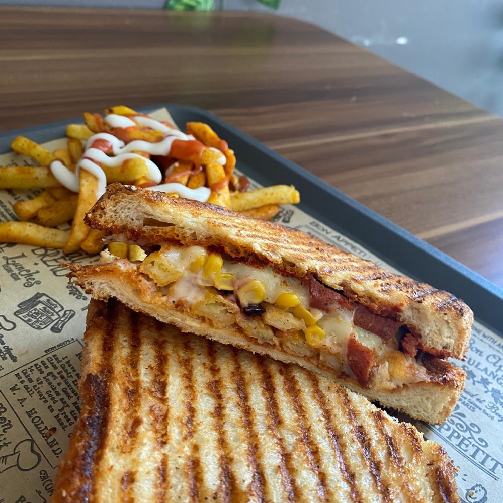 Pizza Ayvalık Tost