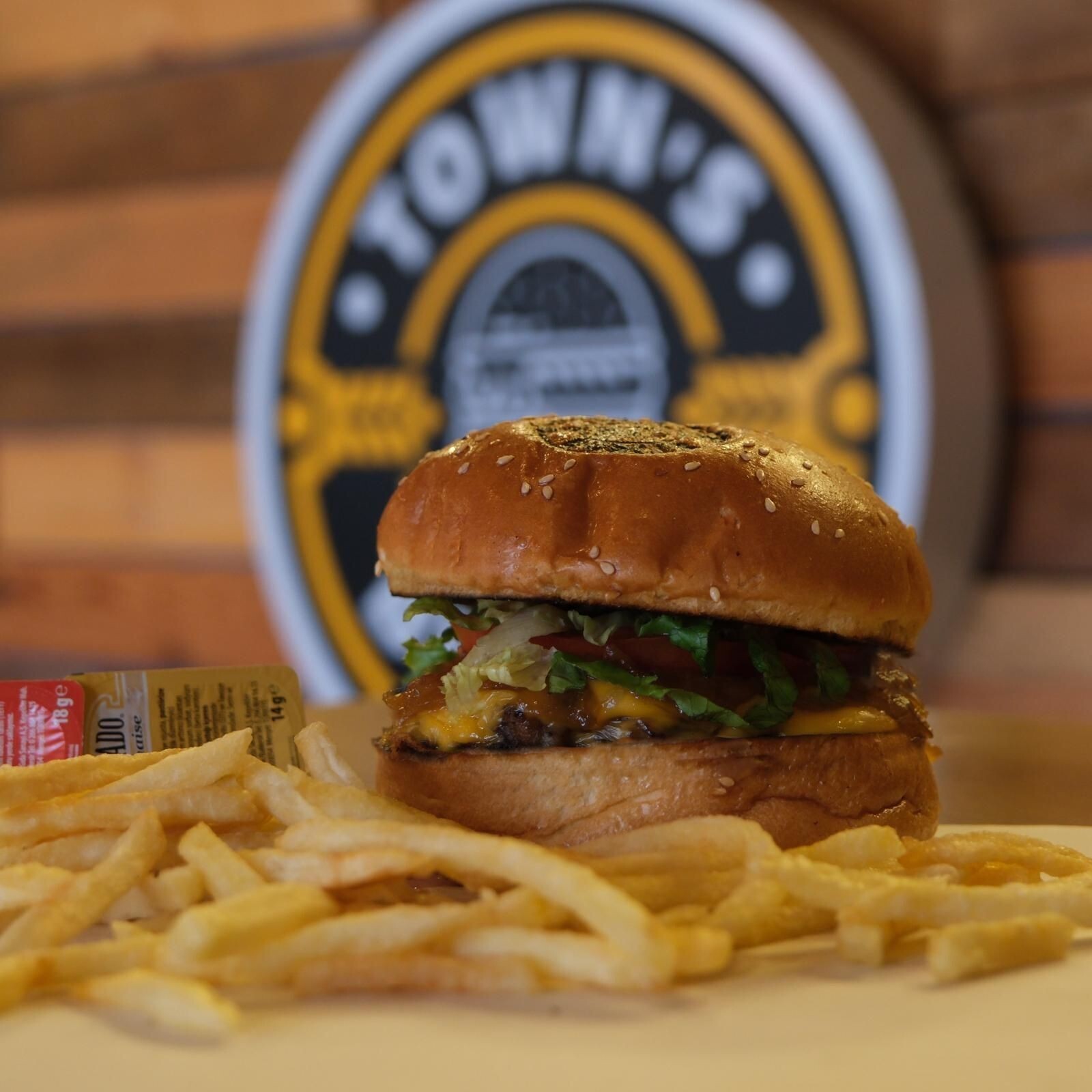 Cheese Burger Menü