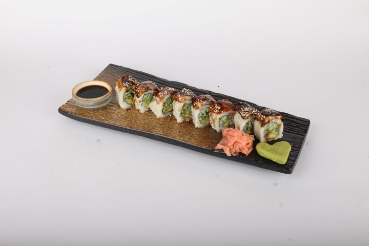 Dragon Roll (8 Pcs.)