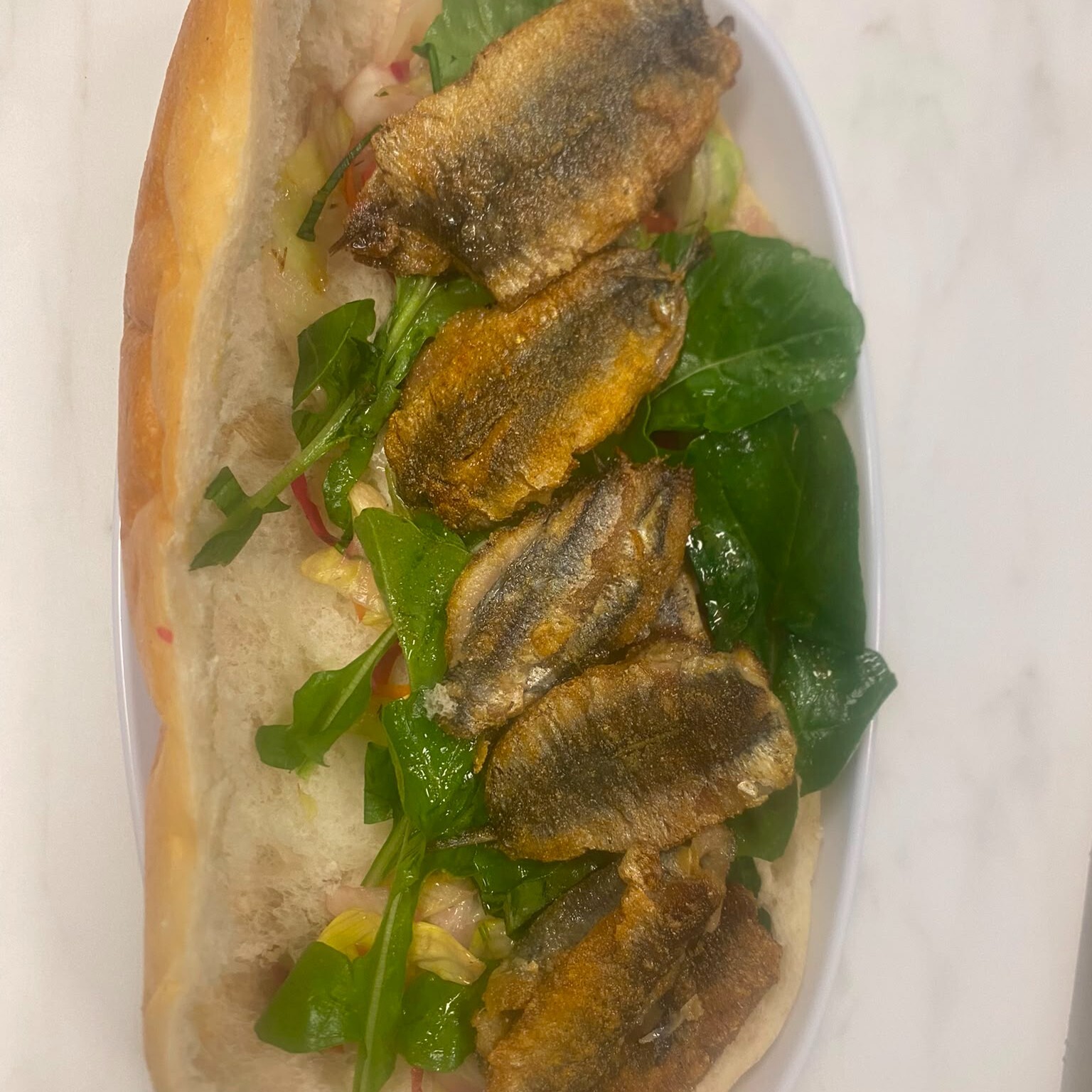 Ekmek Arası Sardalya