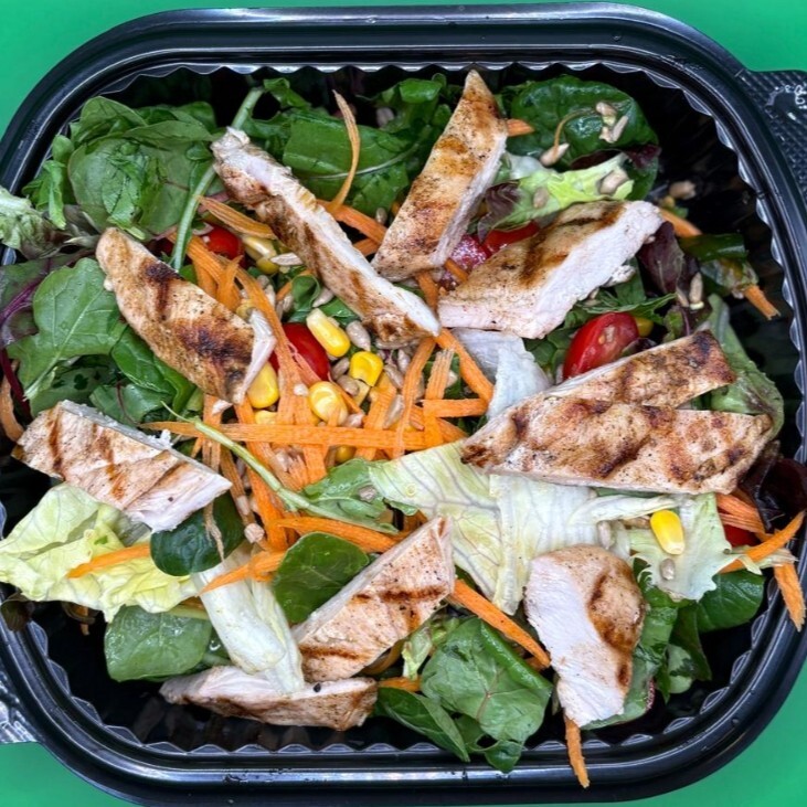 Izgara Tavuk Salata