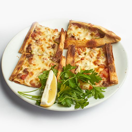 Kuşbaşılı Kaşarlı Pide