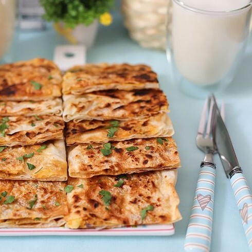 5 Adet Kıymalı Gözleme Menü ( 5 Adet Kıymalı Gözleme + 2 adet 1 L CocaCola ) )