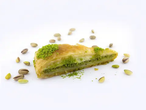 Fıstıklı Havuç Dilim Baklava (1 kg.)