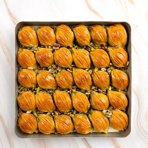 Fıstıklı MİDYE Baklava (250 gr)-(Tahmini 4-6 Dilim)