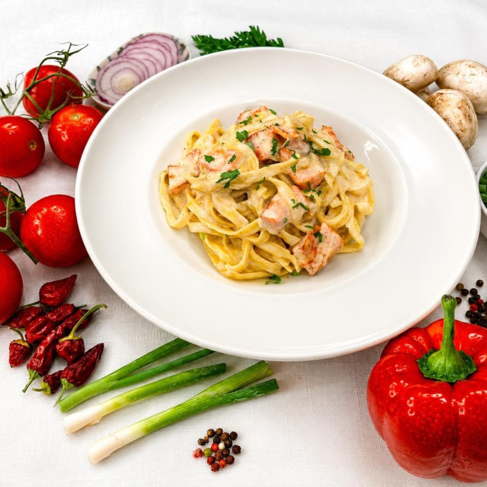 Tagliatelle al Salmone