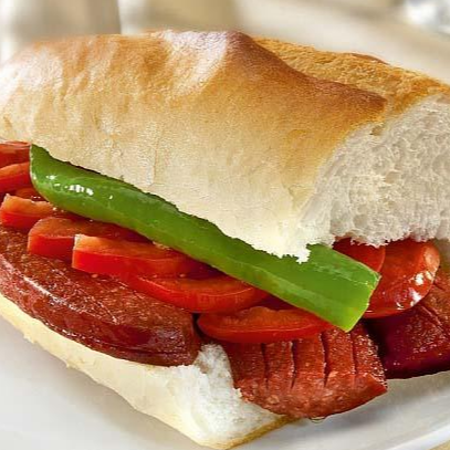 Yarım Ekmek Arası Izgara Sucuk + Coca Cola Doyuran