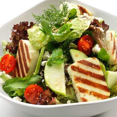 Peynirli Salata