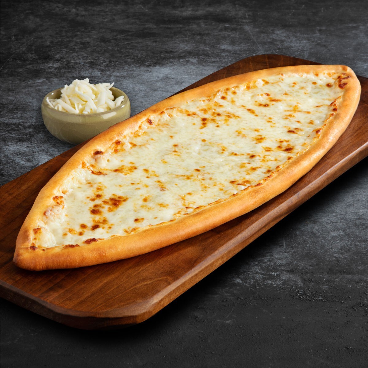 Kaşarlı Peynirli Pide