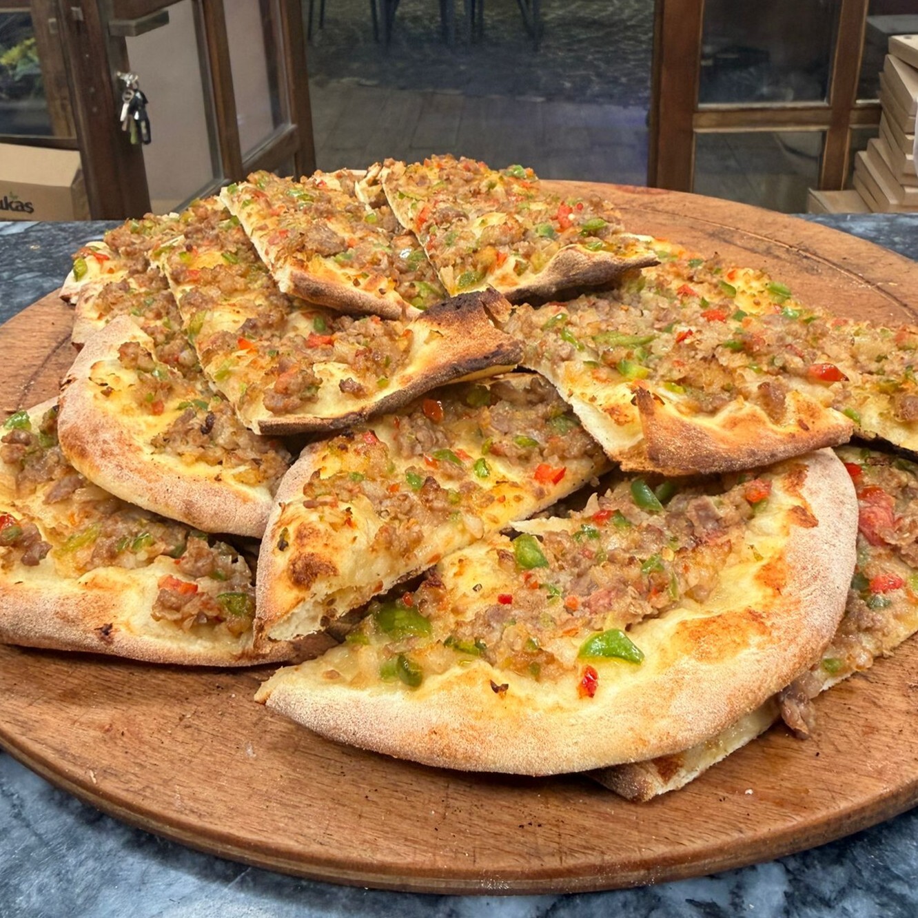 Konya Usulü Etli Ekmek