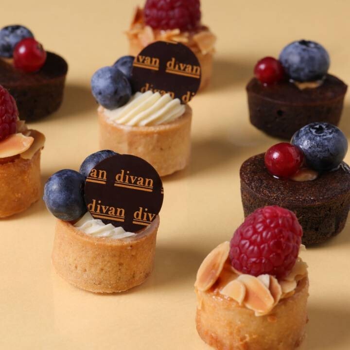 Piramit Petit Four (Adet)