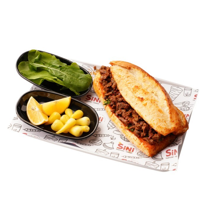 Ekmek Arası Et Tantuni