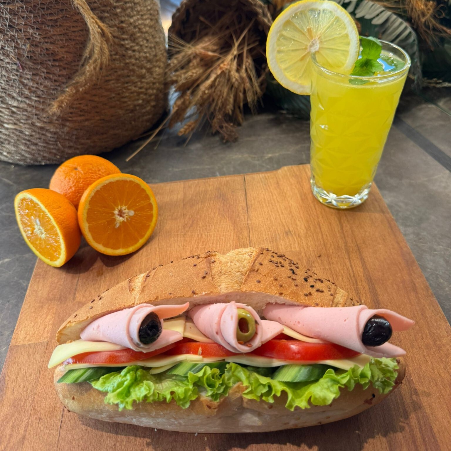 Hindi Jambonlu Sandviç