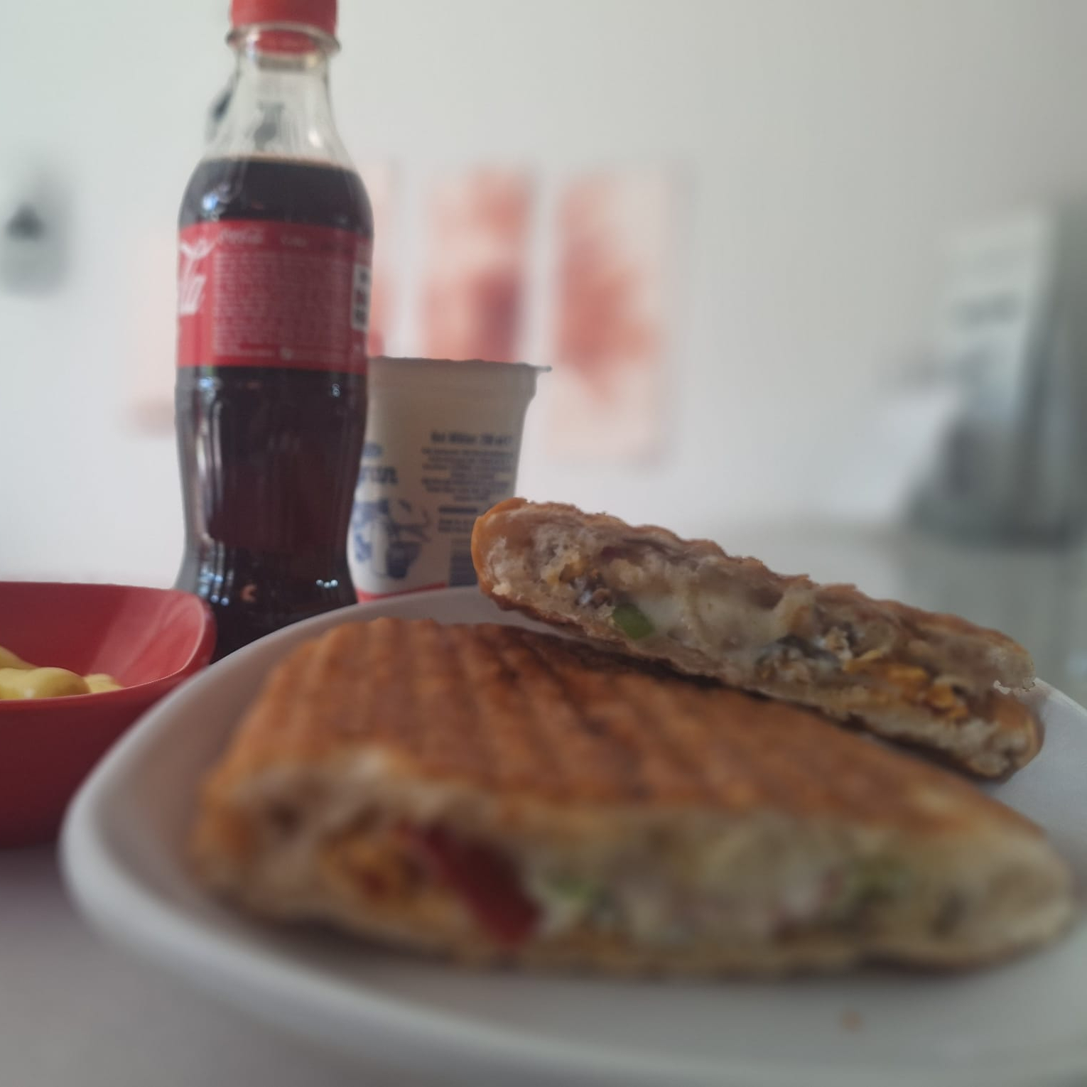 Kavurmalı Kaşarlı Tost