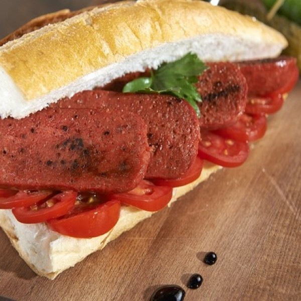 Ekmek Arası Dana Sucuk