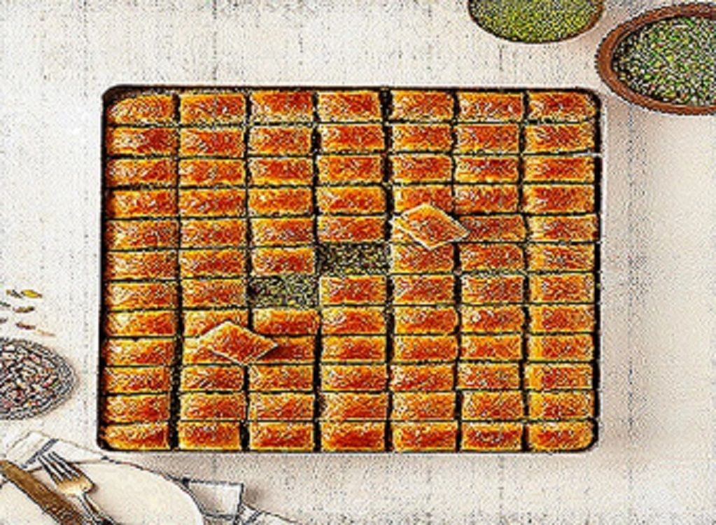 Fıstıklı Baklava (1 kg)