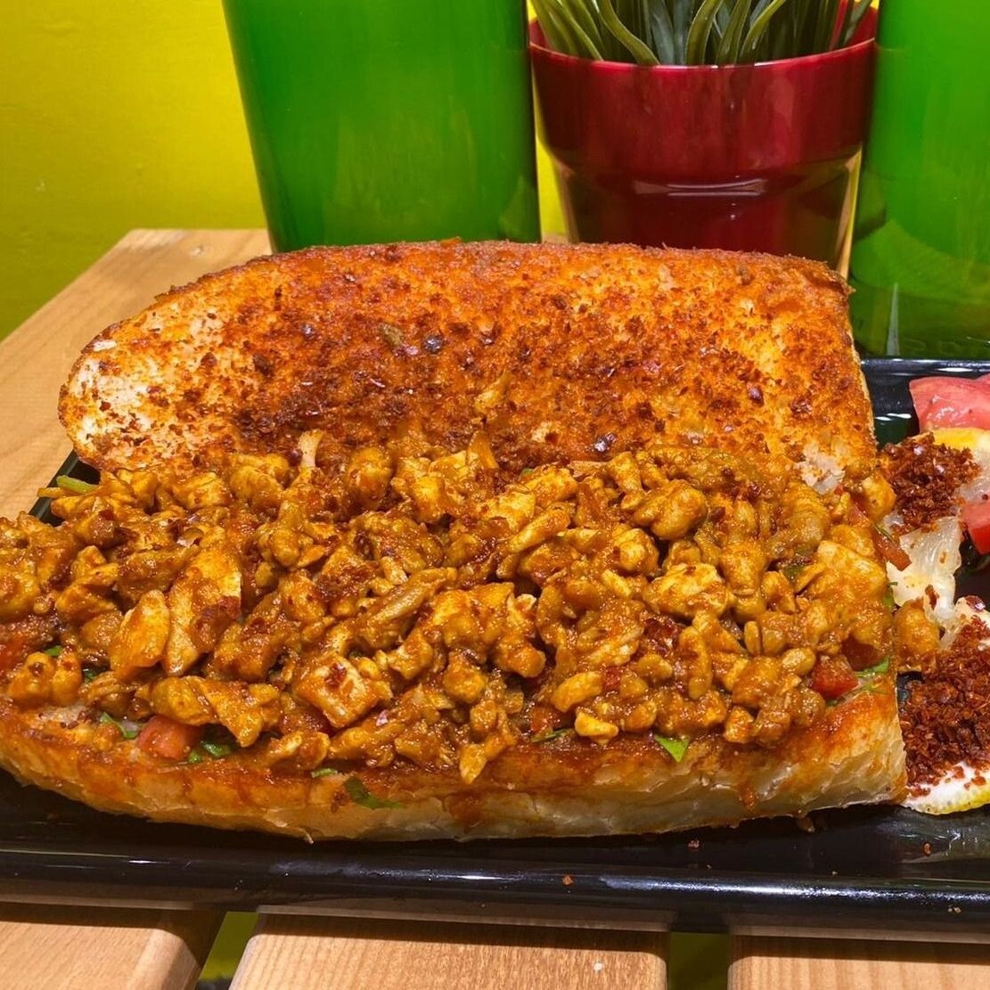 Tavuk Tantuni Sandviç