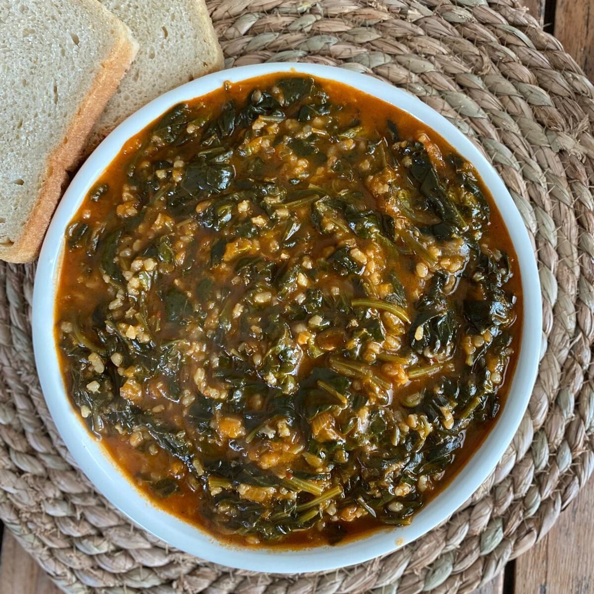 Ispanak Yemeği