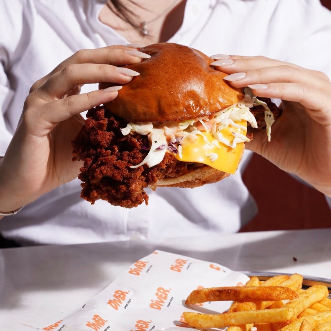 Honey Mustard Tavuk Burger & Patates Kızartması