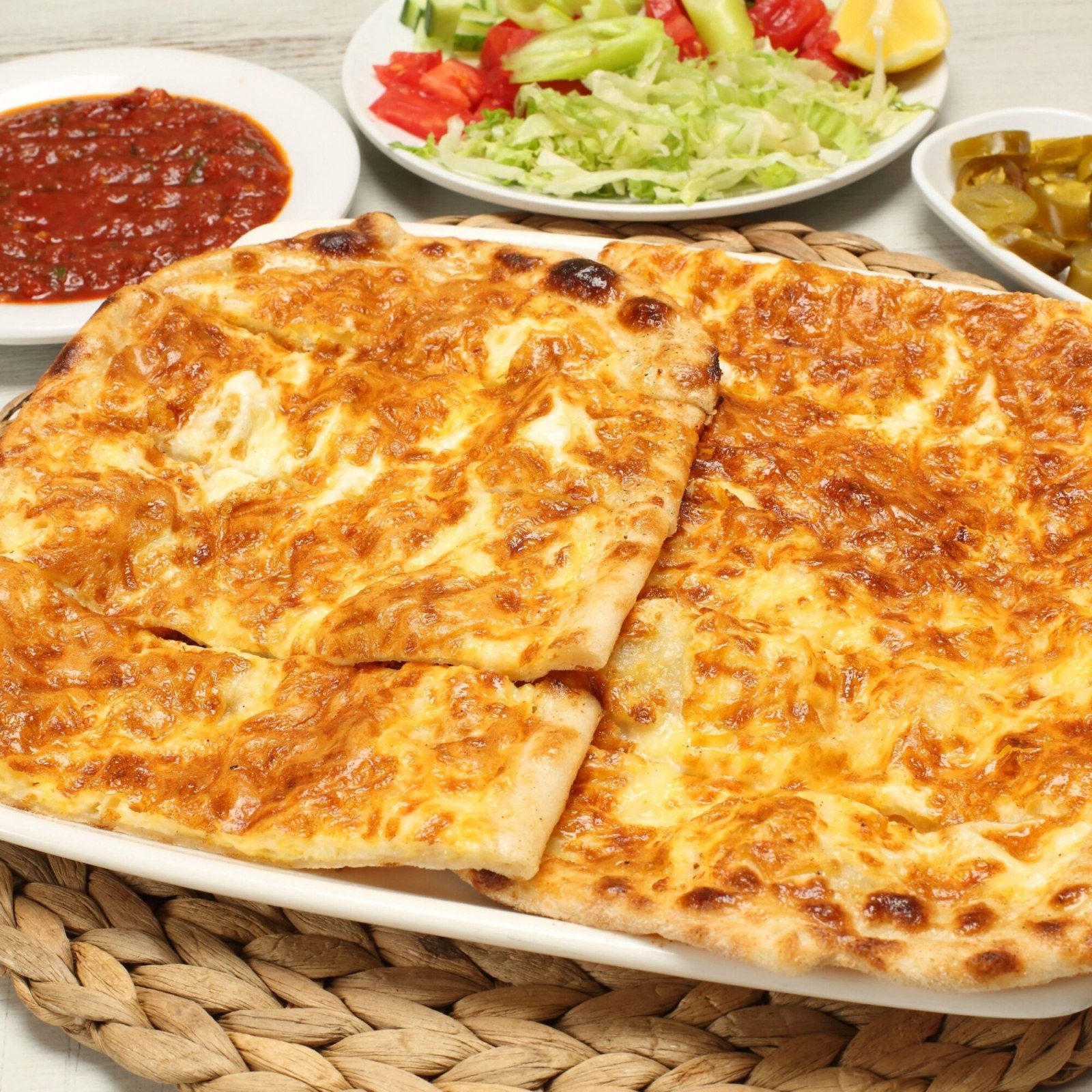 Kaşarlı Pide