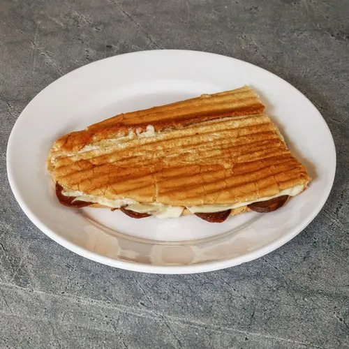 3/4 Ekmek Sucuklu Kaşarlı Tost