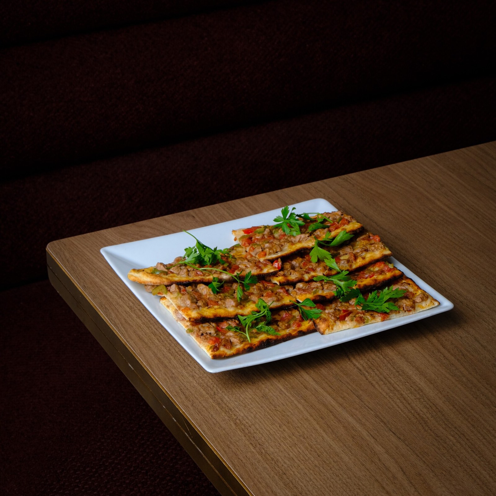 Etli Ekmek Kuşbaşılı