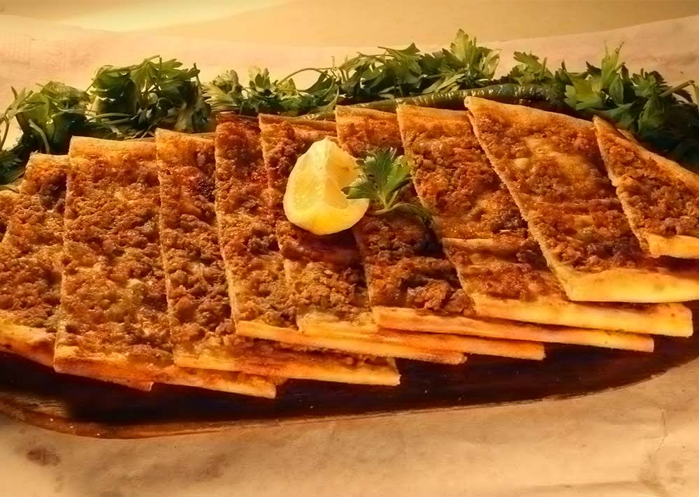 1.5 Kıymalı Pide