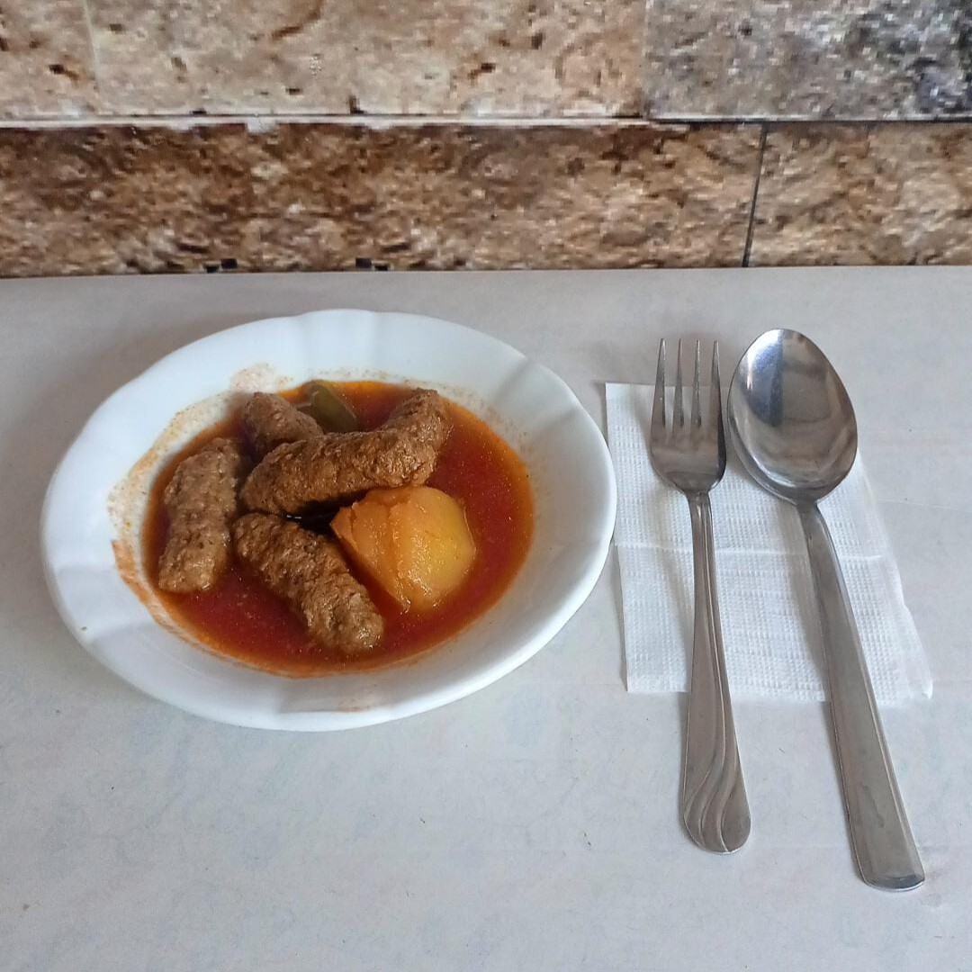 Salçalı köfte